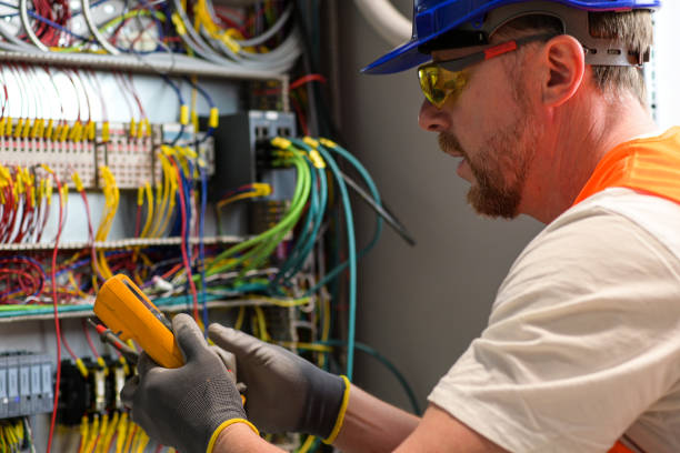Best Emergency Electrical Repair  in Romeo, MI